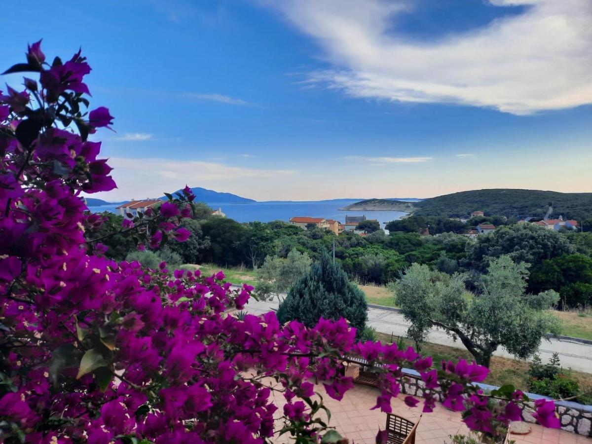 Hotel Zlatni Lav Martinšćica 외부 사진